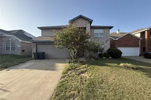 10128 Chapel Springs Trail, Fort Worth, TX 76116 - Photo 2