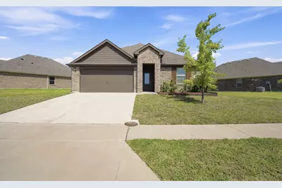1100 Canterbury Lane, Ennis, TX 75119 - Photo 4