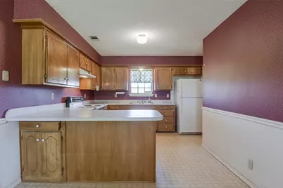 301 Vinyard Drive, Waxahachie, TX 75167 - Photo 10
