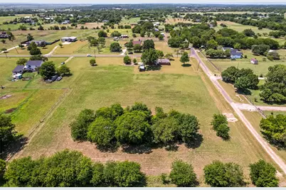 301 Vinyard Drive, Waxahachie, TX 75167 - Photo 26