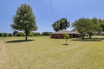 301 Vinyard Drive, Waxahachie, TX 75167 - Photo 22