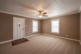 909 N Main St, Ector, TX 75439 - Photo 4