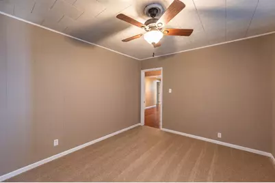 909 N Main Street, Ector, TX 75439 - Photo 6