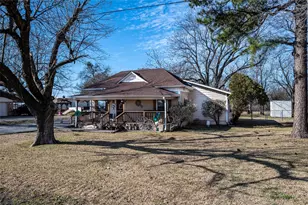 909 N Main St, Ector, TX 75439 - Photo 8