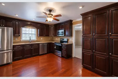 909 N Main Street, Ector, TX 75439 - Photo 2