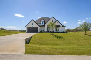 121 Rocky Top Rnch Ln, Reno, TX 76020 - Photo 1