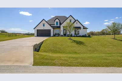 121 Rocky Top Ranch Lane, Reno, TX 76020 - Photo 1
