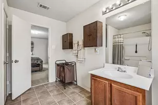 812 Eagle Dr, Saginaw, TX 76131 - Photo 16