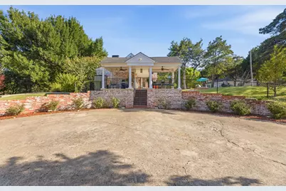 6395 W Red Bird Lane, Dallas, TX 75236 - Photo 32