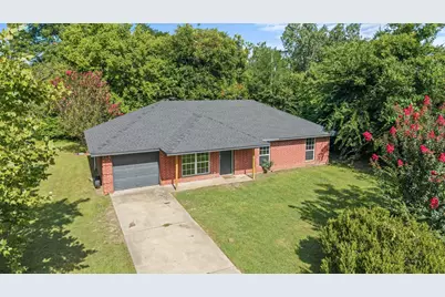 235 Hickory Street, Blossom, TX 75416 - Photo 4