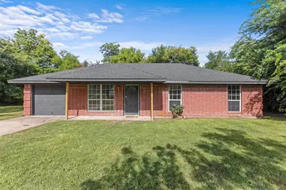 235 Hickory Street, Blossom, TX 75416 - Photo 2