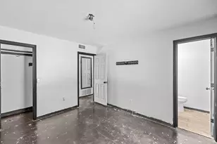 235 Hickory St, Blossom, TX 75416 - Photo 18