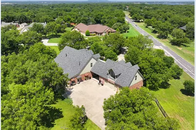 9001 Sawgrass Court, Granbury, TX 76049 - Photo 38