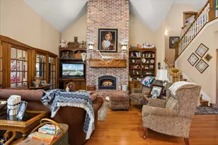 9001 Sawgrass Ct, Granbury, TX 76049 - Photo 6