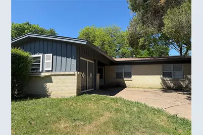 2800 W Fuller Avenue, Fort Worth, TX 76133 - Photo 1