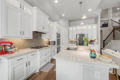5200 Bradford Green Trail, Flower Mound, TX 75028 - Photo 8