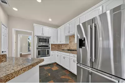 400 Breakers Point Court, Irving, TX 75063 - Photo 12