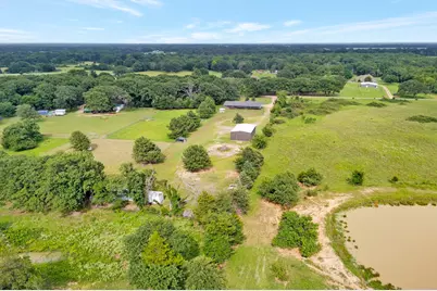 923 County Road 2415, Honey Grove, TX 75446 - Photo 36