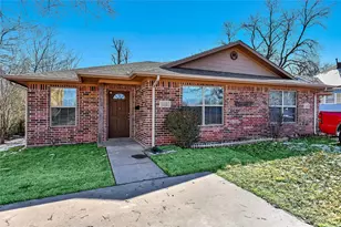 1110-1112 N Main St, Bonham, TX 75418 - Photo 1