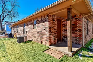 1110-1112 N Main St, Bonham, TX 75418 - Photo 2
