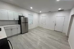 410 Vaden S, Sherman, TX 75090 - Photo 4