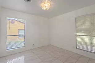 711 Hilltop Dr, Irving, TX 75060 - Photo 14