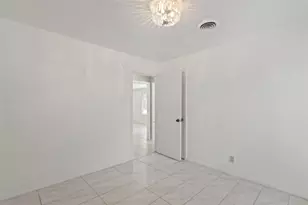 711 Hilltop Dr, Irving, TX 75060 - Photo 20