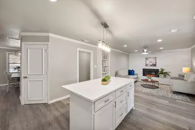 710 Greenland Way, Grand Prairie, TX 75050 - Photo 10
