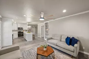 710 Greenland Way, Grand Prairie, TX 75050 - Photo 12