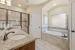 3209 Main St, Granbury, TX 76049 - Photo 16