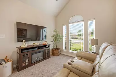 3209 Main Street, Granbury, TX 76049 - Photo 20