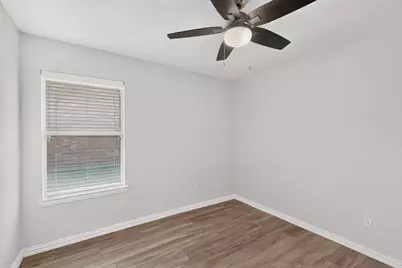 1320 Clearwater Drive, Grand Prairie, TX 75052 - Photo 28