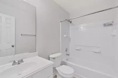 1320 Clearwater Drive, Grand Prairie, TX 75052 - Photo 26