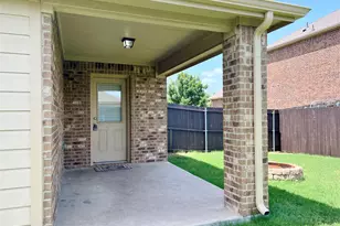 222 Thoroughbred St, Waxahachie, TX 75165 - Photo 12