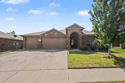 231 Orbit Drive, Lavon, TX 75166 - Photo 2