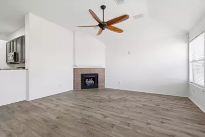5625 Overland Drive, The Colony, TX 75056 - Photo 10