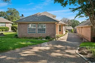 1509 Milla Ct, Euless, TX 76039 - Photo 2