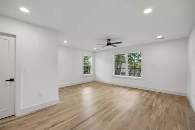 10310 Mosscrest Drive, Dallas, TX 75238 - Photo 36