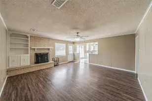 1227 Willowwood Dr, Cleburne, TX 76033 - Photo 6