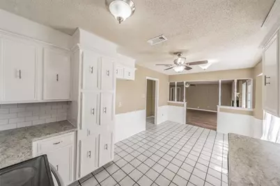 1227 Willowwood Drive, Cleburne, TX 76033 - Photo 16