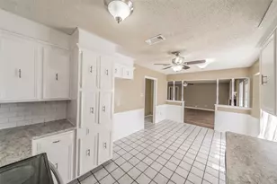 1227 Willowwood Dr, Cleburne, TX 76033 - Photo 16