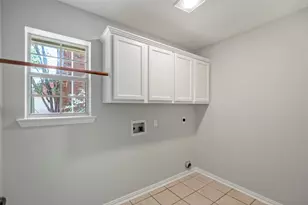 6304 Fox Hunt Dr, Arlington, TX 76001 - Photo 16