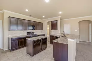 229 Pin Cushion Trail, Burleson, TX 76028 - Photo 14