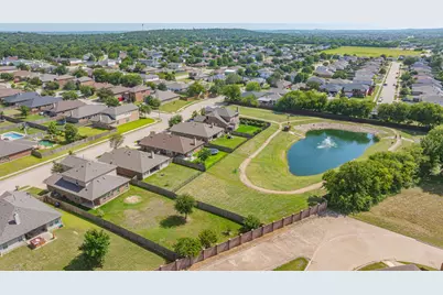229 Pin Cushion Trail, Burleson, TX 76028 - Photo 36