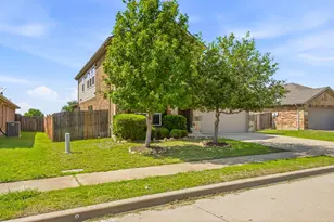229 Pin Cushion Trail, Burleson, TX 76028 - Photo 4