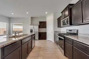9704 New Bern Dr, Fort Worth, TX 76108 - Photo 8