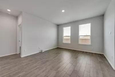 9704 New Bern Drive, Fort Worth, TX 76108 - Photo 4