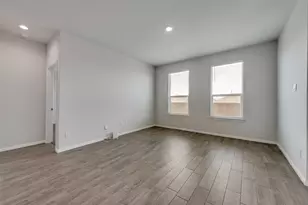 9704 New Bern Dr, Fort Worth, TX 76108 - Photo 4