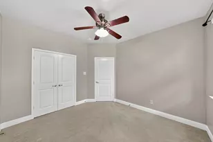 8607 Calvin Rd, Irving, TX 75063 - Photo 28