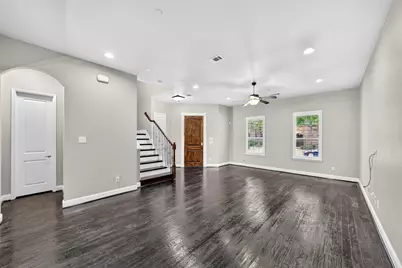 8607 Calvin Road, Irving, TX 75063 - Photo 16